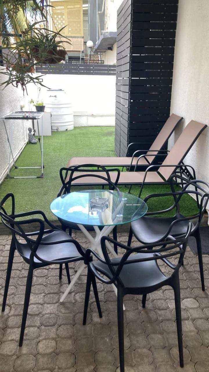 Paradis A 100m De La *